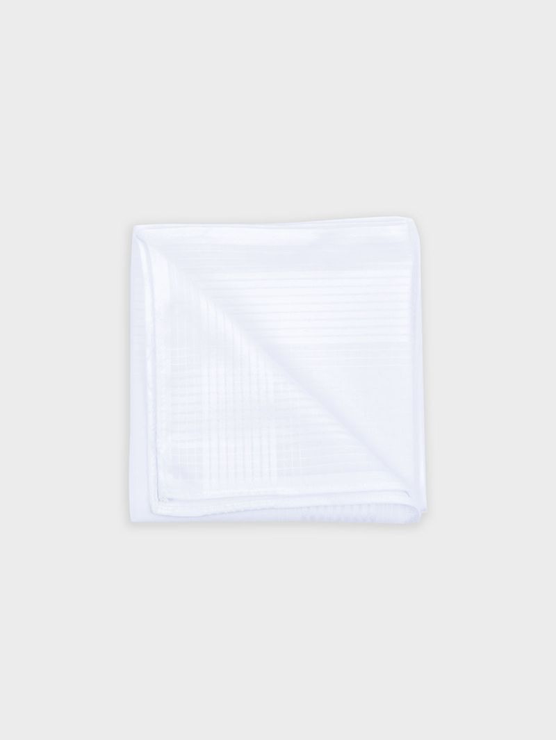 HOMBRE-PANUELO-10095553-BLANCO-000_2.jpg