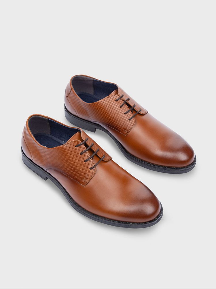 Zapato Formal con Suela en Contraste para Hombre 31597