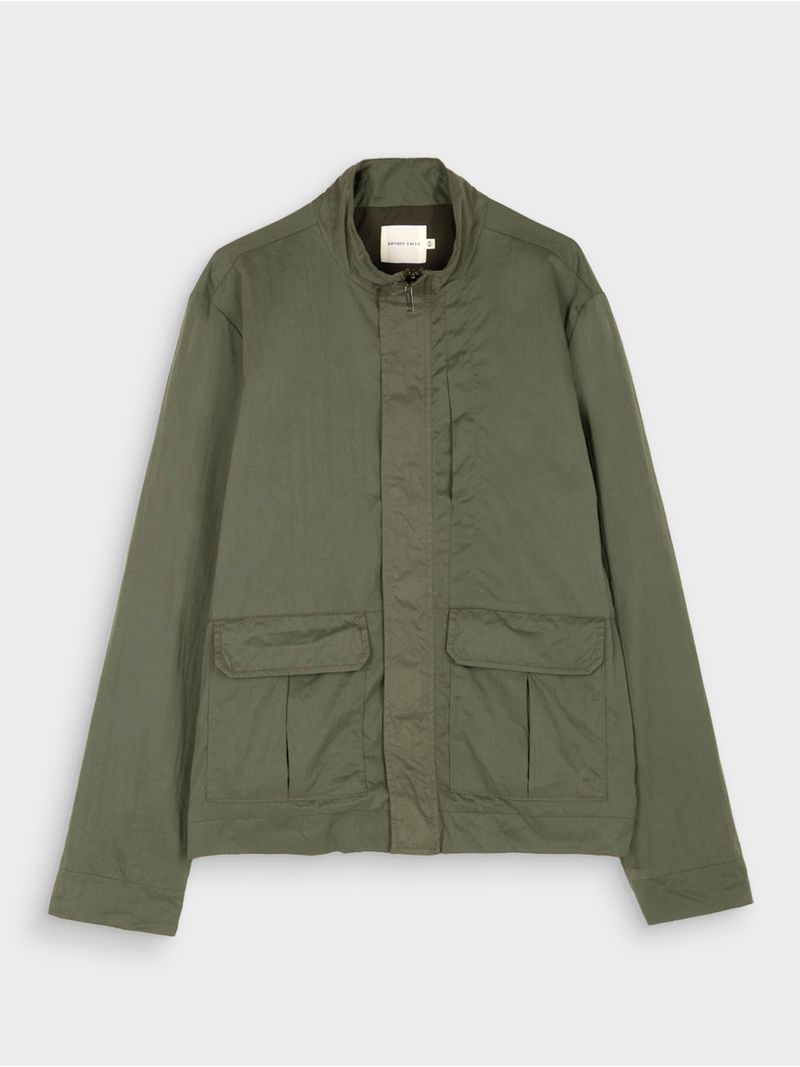 HOMBRE-CHAQUETA-10137117-VERDE-890_1.jpg