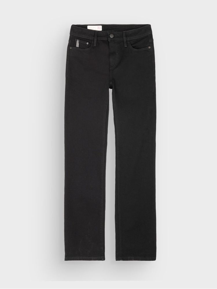 Jean Regular Fit en Lavado Negro 38374
