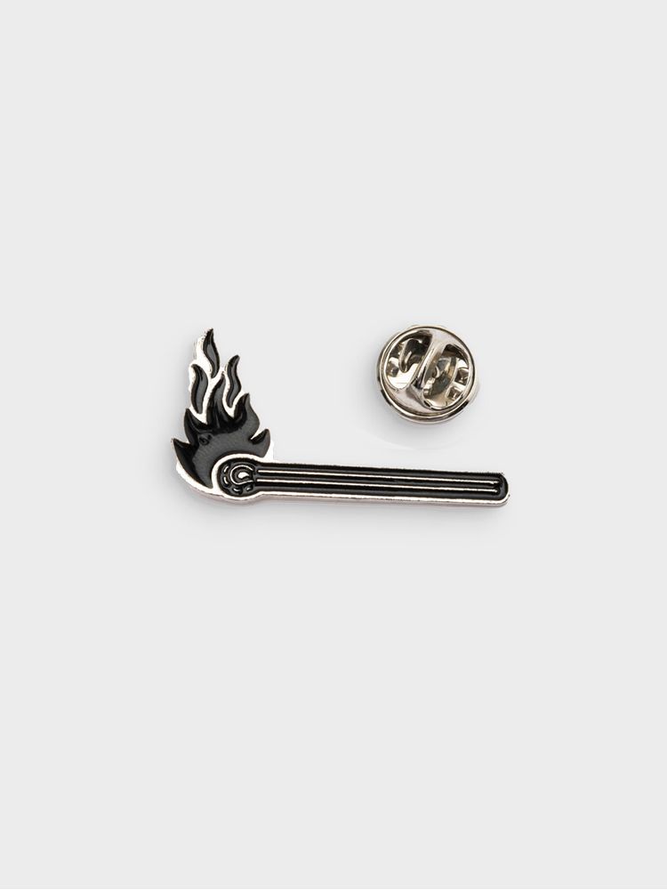 Pin No Gender "Fuego" en Forma de Fósforo 04296