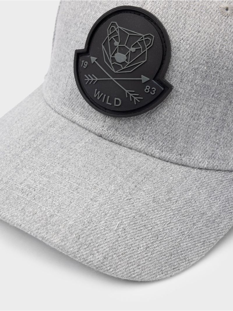 HOMBRE-GORRA-80013187-GRIS-060_3.jpg