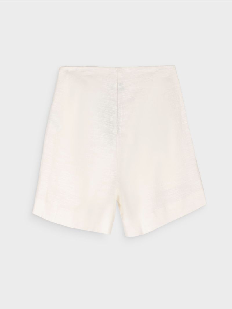 MUJER-SHORT-95003296-ARENA-300_2.jpg