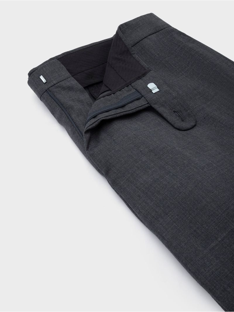 HOMBRE-TRAJE-10137165-GRIS-070_5.jpg